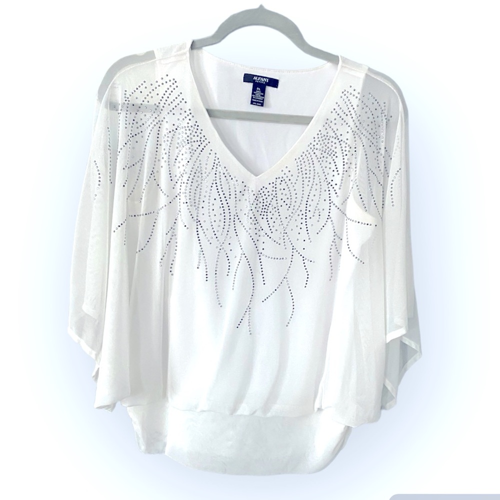 Alfani Petite White Blouse with Silver Studded Batwing V-neck Top  Size PS